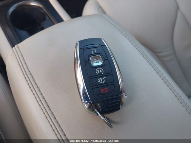 5LMCJ2C94KUL02170 Lincoln MKC SELECT