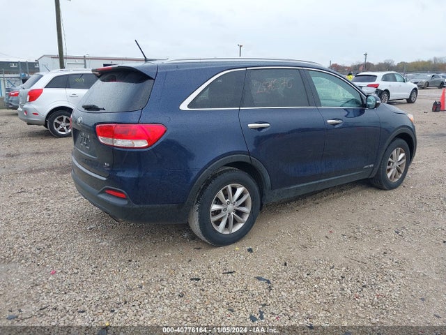 KIA Sorento Lx V6 2017 5XYPGDA51HG322485 Image 4