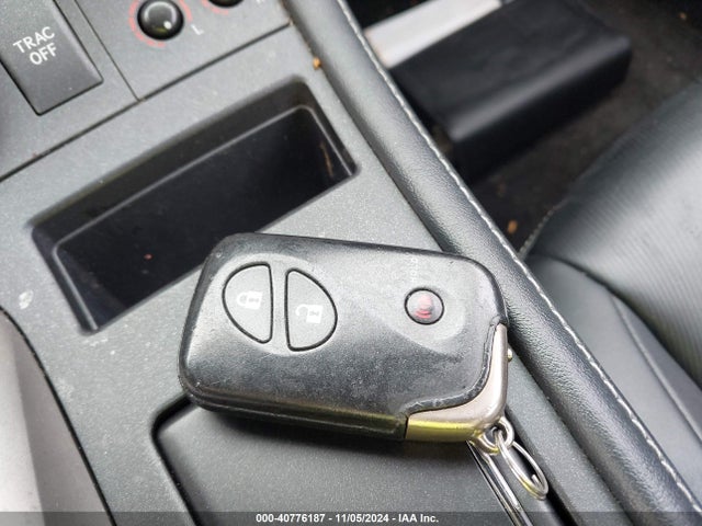 JTHKD5BH1E2203891 Lexus CT 200H