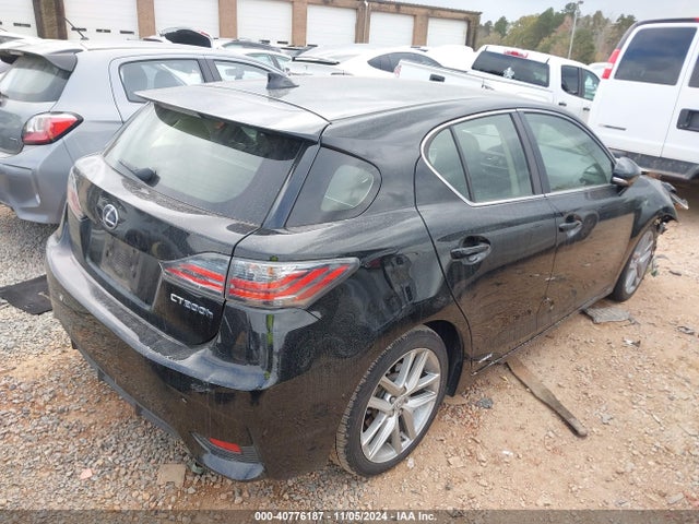 JTHKD5BH1E2203891 Lexus CT 200H