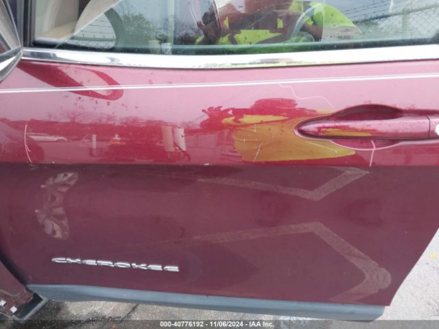1C4PJLCB1KD313547 Jeep Cherokee Latitude Fwd