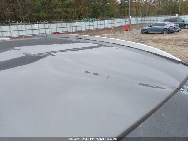 Honda CR-V LX 2018 2HKRW6H3XJH220063 Image 17