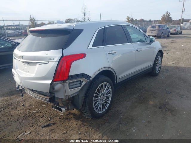 2017 CADILLAC XT5 1GYKNDRS6HZ139802 Photo 3