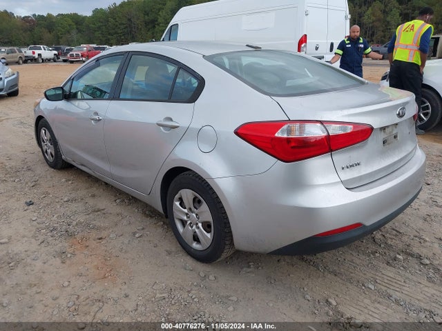 KIA FORTE LX 2015 KNAFK4A62F5276199 Image 3