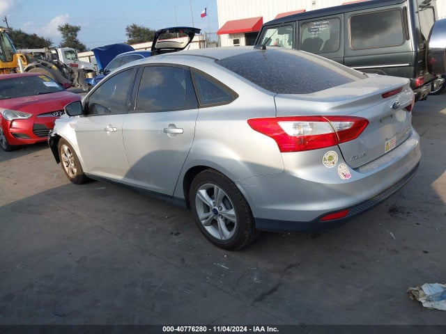 Ford FOCUS SE 2014 1FADP3F2XEL451844 Image 3