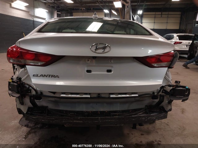 Hyundai ELANTRA SEL 2018 5NPD84LF4JH328219 Image 6