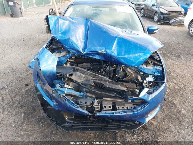 Ford FOCUS SE 2018 1FADP3K25JL308848 Image 6