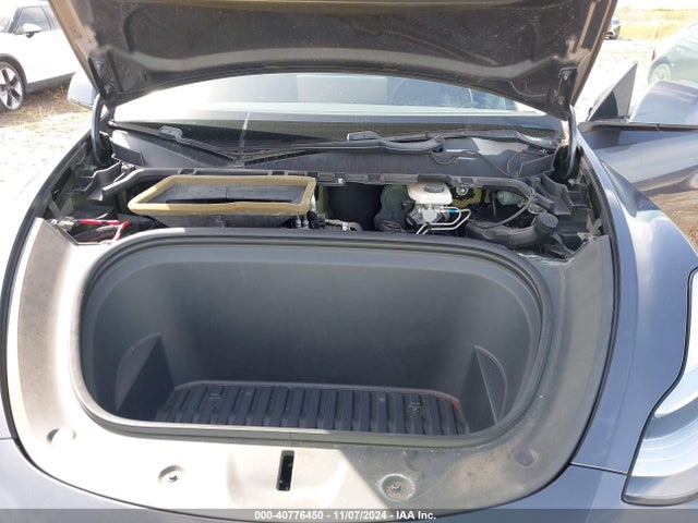 2020 TESLA MODEL Y 5YJYGDEE0LF016778 Photo 9