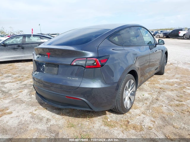 2020 TESLA MODEL Y 5YJYGDEE0LF016778 Photo 3