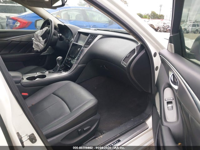 JN1CV7AP1HM640924 Infiniti Q50 2.0t Premium