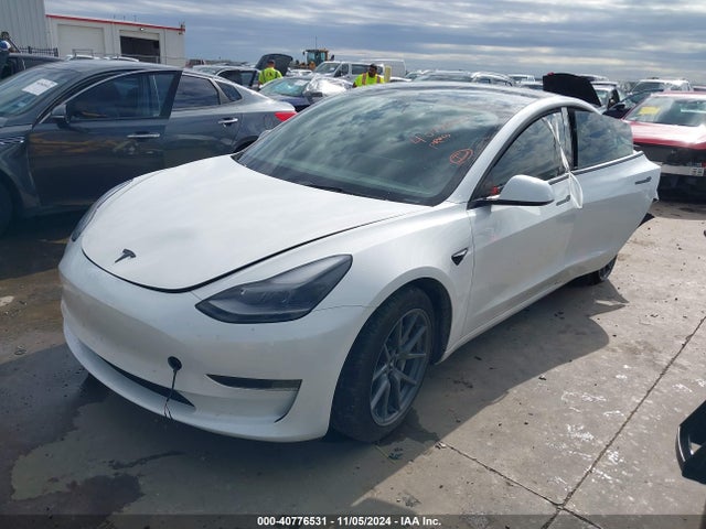 2023 TESLA MODEL 3 5YJ3E1EAXPF568063 Photo 1