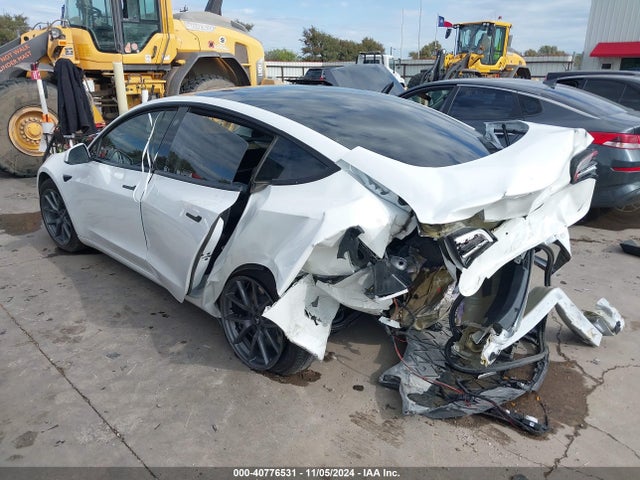 2023 TESLA MODEL 3 5YJ3E1EAXPF568063 Photo 2