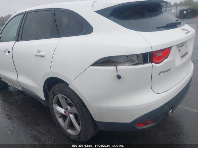 SADCJ2BV6HA092448 Jaguar F-pace 35t Premium