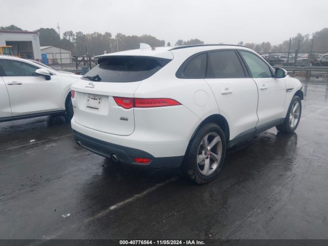 SADCJ2BV6HA092448 Jaguar F-pace 35t Premium