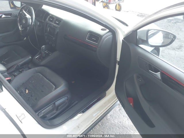 3VW4T7AJ9HM243241 Volkswagen JETTA GLI