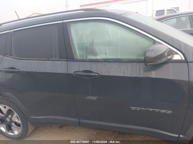 3C4NJCCBXJT358633 Jeep Compass Limited Fwd