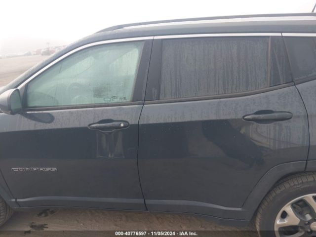 3C4NJCCBXJT358633 Jeep Compass Limited Fwd