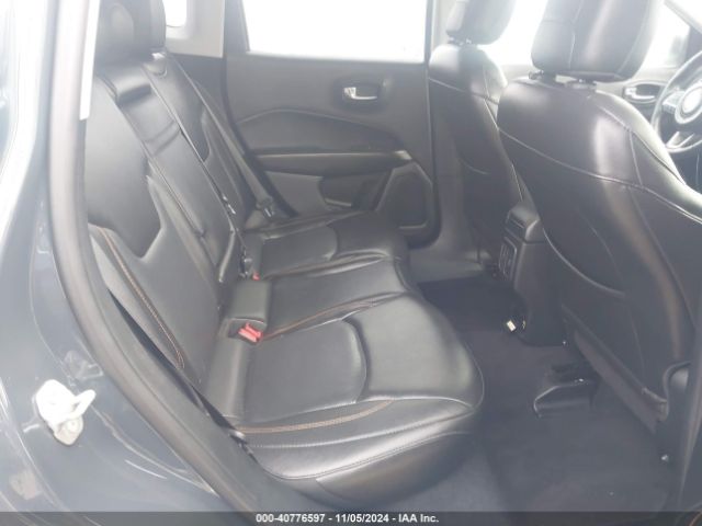 3C4NJCCBXJT358633 Jeep Compass Limited Fwd