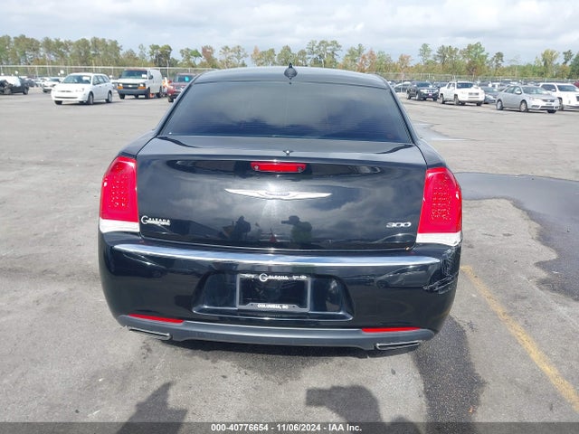 Chrysler 300 Touring 2019 2C3CCAAG3KH606031 Image 16