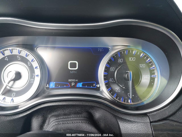 2C3CCAAG3KH606031 Chrysler 300 Touring