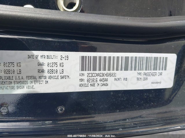 2C3CCAAG3KH606031 Chrysler 300 Touring