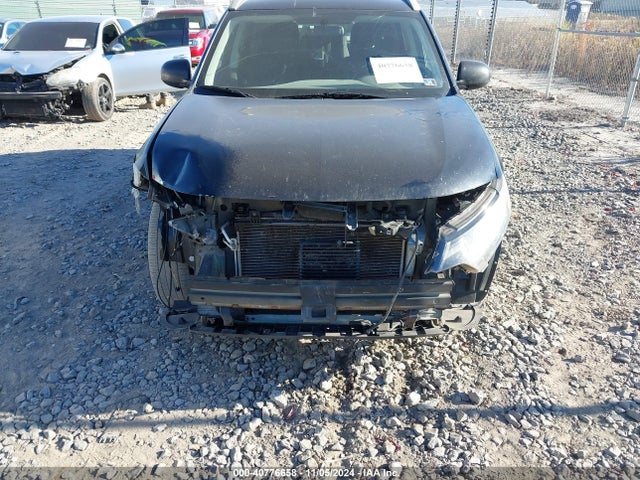 Mitsubishi Outlander Es 2016 JA4AZ3A39GZ039691 Image 13