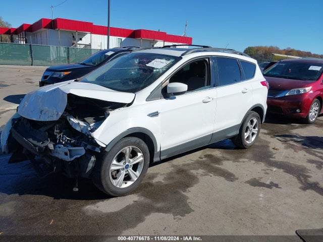 Ford ESCAPE SE 2014 1FMCU0GX1EUC48497 Image 2