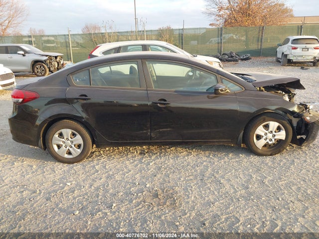 3KPFK4A7XJE282454 KIA FORTE LX