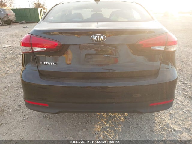 3KPFK4A7XJE282454 KIA FORTE LX