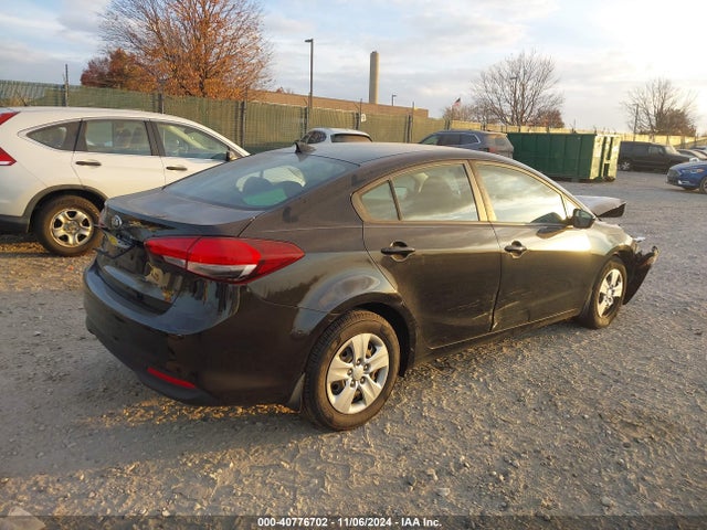 3KPFK4A7XJE282454 KIA FORTE LX