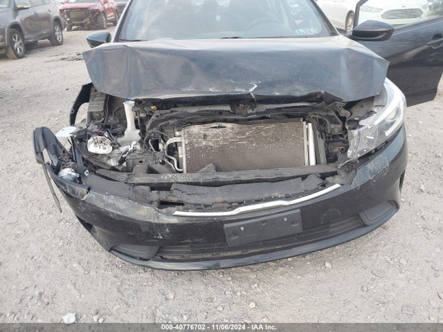 3KPFK4A7XJE282454 KIA FORTE LX