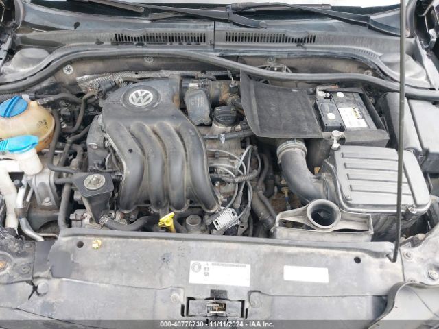 3VW2K7AJ7FM333978 Volkswagen Jetta 2.0l S