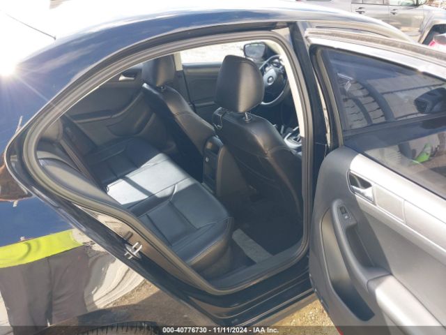 3VW2K7AJ7FM333978 Volkswagen Jetta 2.0l S
