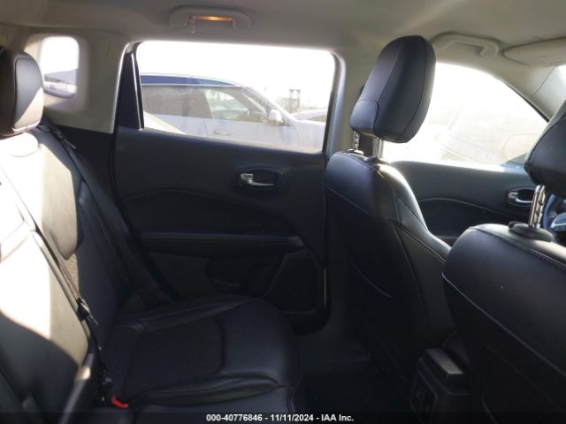 3C4NJCBB2JT466536 Jeep Compass Latitude Fwd