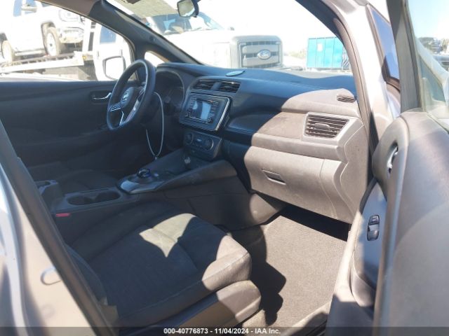 1N4AZ1CP1JC311855 Nissan LEAF S