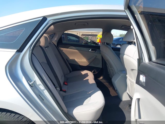 Hyundai Sonata 2017 5NPE24AF5HH443205 Image 8