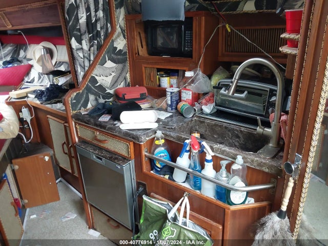 Продажа на аукционе авто 1988 Sea Ray Other, vin: SERT7I68B888, номер лота: 40776914