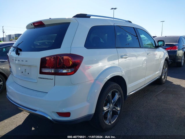 3C4PDCGB3FT597653 Dodge Journey Crossroad