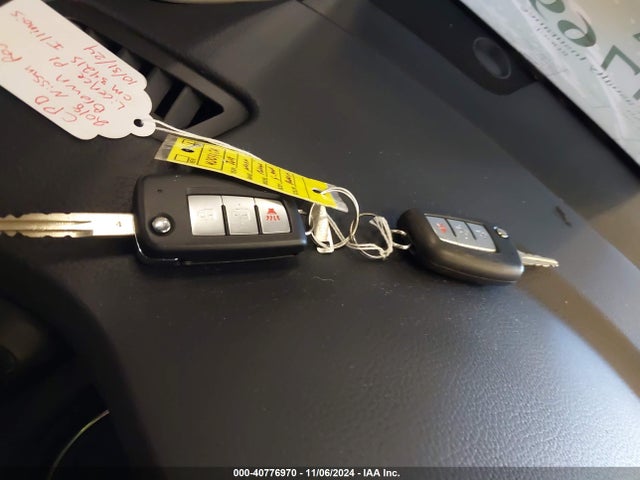 Nissan ROGUE S 2018 5N1AT2MV6JC771653 Image 11