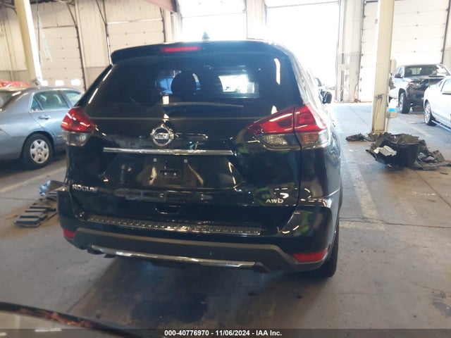 Nissan ROGUE S 2018 5N1AT2MV6JC771653 Image 17