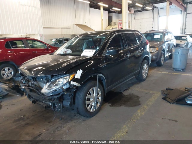 Nissan ROGUE S 2018 5N1AT2MV6JC771653 Image 2