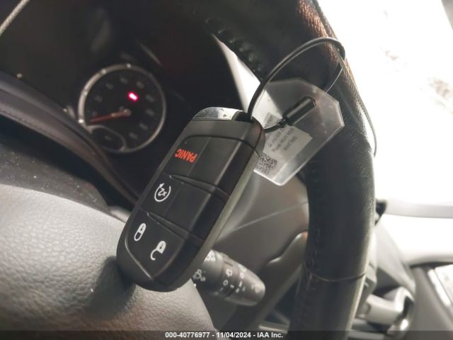 ZACNJBD17LPL82525 Jeep Renegade Limited 4x4
