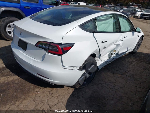 2023 TESLA MODEL 3 5YJ3E1EA5PF546696 Photo 3