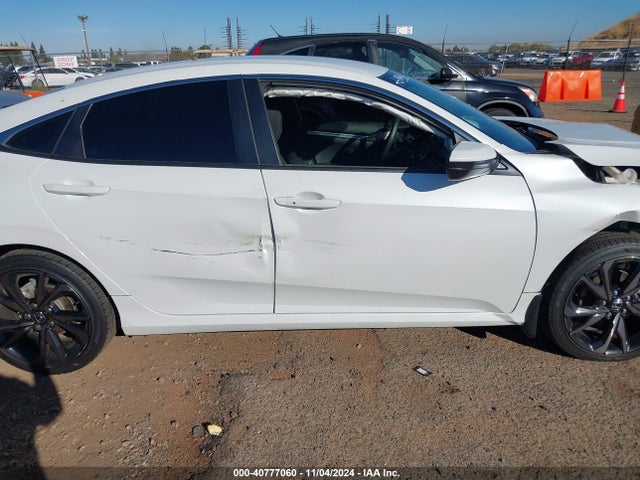 Honda Civic Sport 2019 19XFC2F89KE205854 Image 14