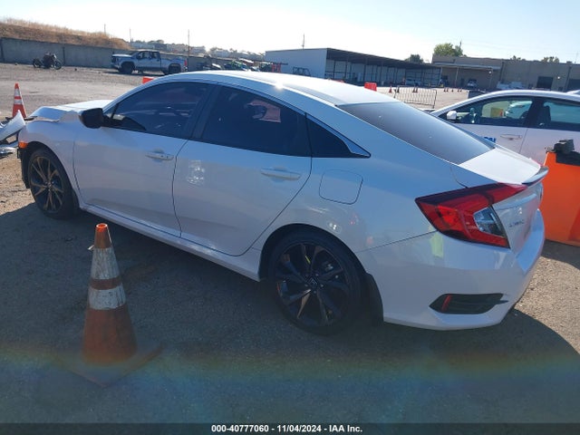 Honda Civic Sport 2019 19XFC2F89KE205854 Image 3