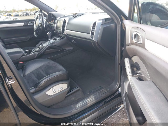 2013 PORSCHE CAYENNE WP1AD2A26DLA75518 Photo 4