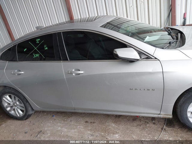 Chevrolet MALIBU LT 2018 1G1ZD5ST9JF124727 Image 13