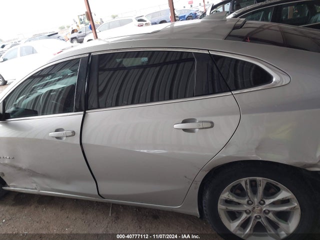 Chevrolet MALIBU LT 2018 1G1ZD5ST9JF124727 Image 14