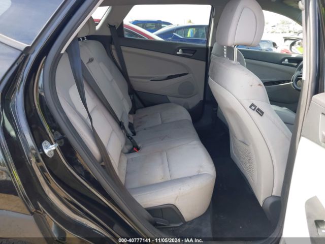 KM8J23A49JU648184 Hyundai TUCSON SE