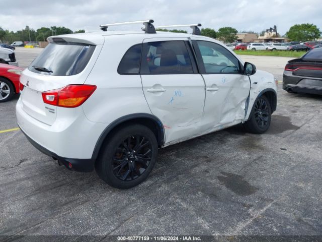 JA4AP3AU3HZ038973 Mitsubishi Outlander Sport 2.0 Le